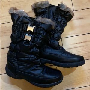 Winter boots